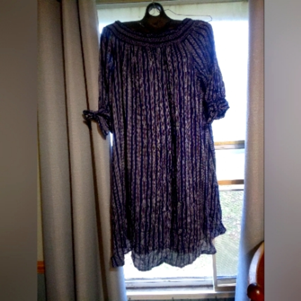 Dark navy dress striped pink blush size 12/14